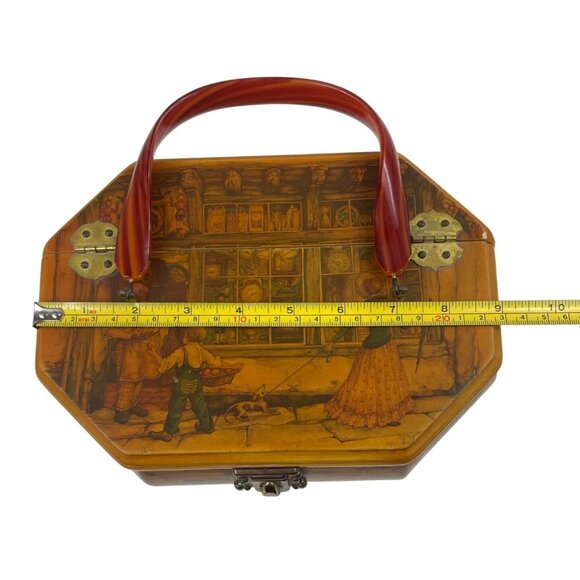 Anton Pieck Scenic Decoupage Wooden Purse With Lucite Handle - Picture 12 of 16
